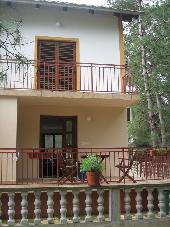 Apartamento The White House Croatia Bibinje Habitación foto